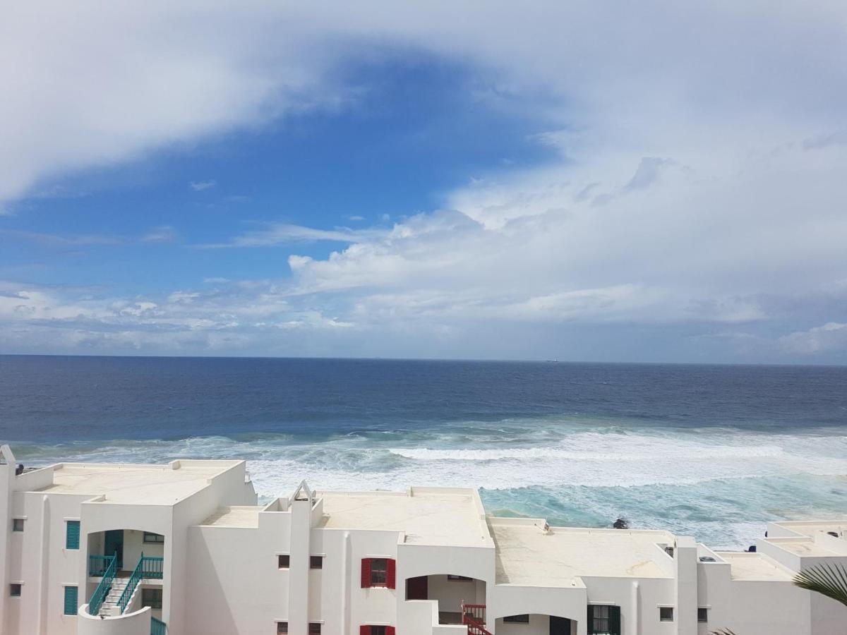 Ballito Santorini Perissa Sea View, walk to beach Esterno foto